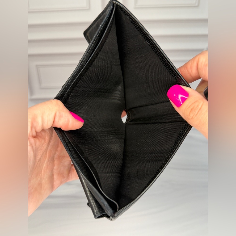 Chanel Black Caviar Leather Bifold Wallet CC Logo | Full Inclusion | Halo Intact - Picture 12 of 14